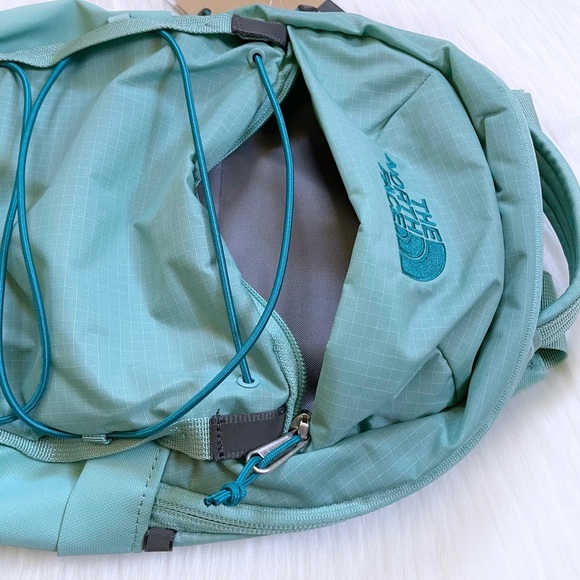 The North Face Women’s Borealis Mini 10 Liter Backpack - Picture 6 of 8